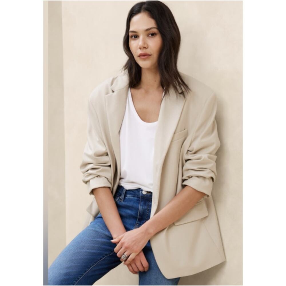 Banana Republic Oversized Two-Button Blazer Cream Sz L NWT Career Office Minimal